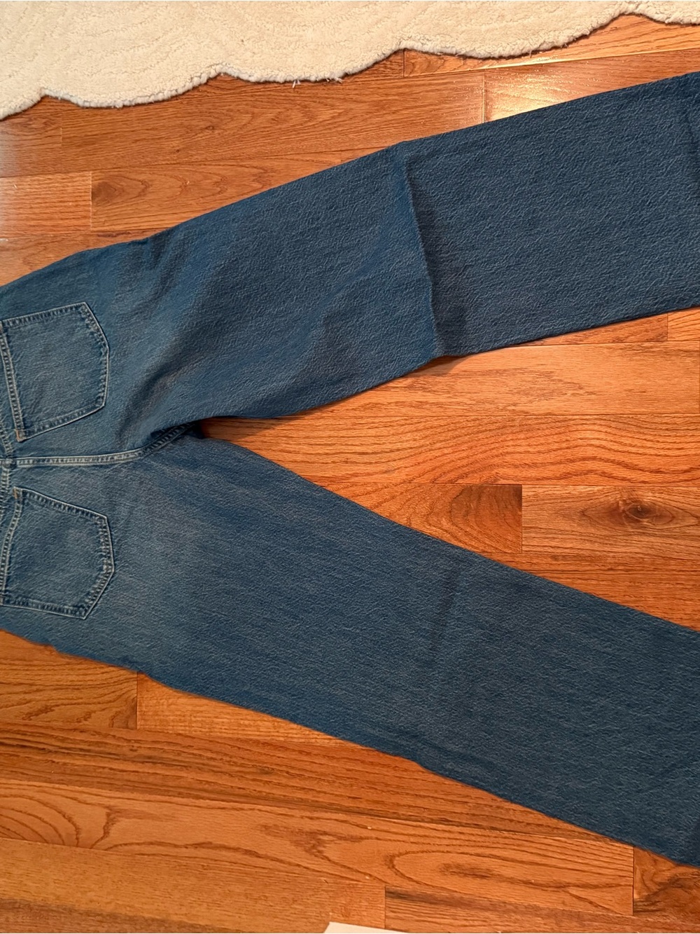 NWT Abercrombie & Fitch High-Rise Wide Leg Jeans Size 31L - Picture 3 of 5